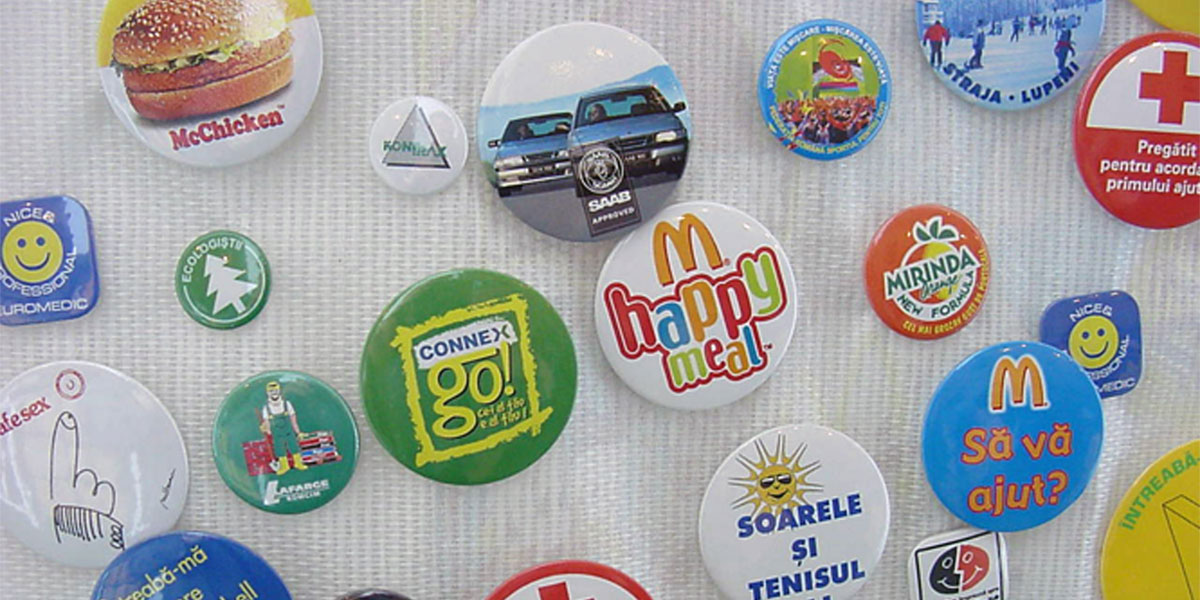 Insigne cu Pin și Insigne Tip Buton-gallery