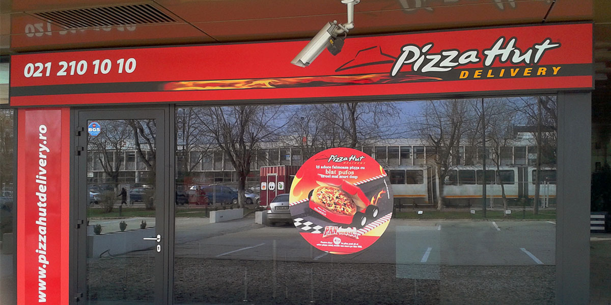 Casete Luminoase și Sigle Pizza Hut-gallery