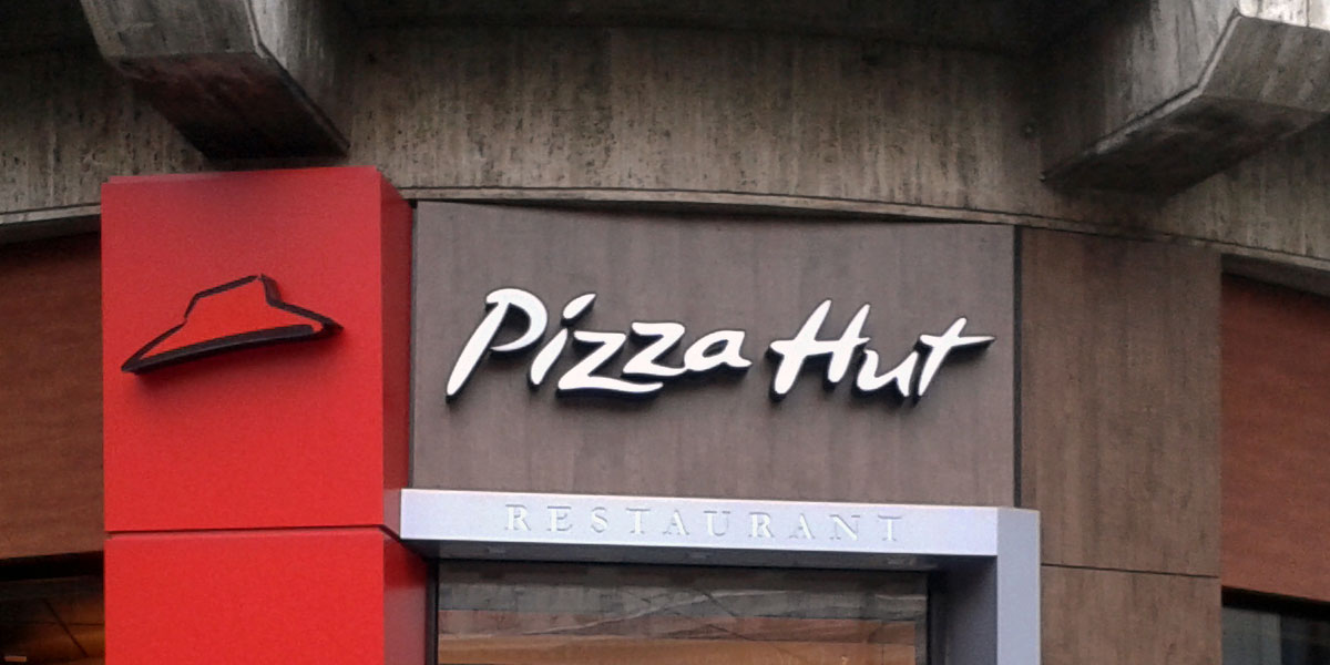Casete Luminoase și Sigle Pizza Hut-gallery